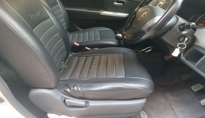 2011 Maruti Wagon R 1.0 VXI, Petrol, Manual, 43,833 km, interior