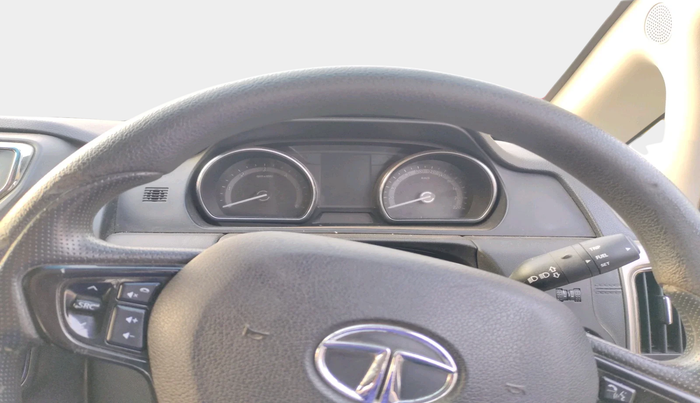 2017 Tata Hexa XM 4X2 7 STR, Diesel, Manual, 45,820 km, interior