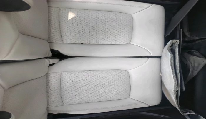 2023 Tata Safari XE, Diesel, Manual, 74,000 km, interior