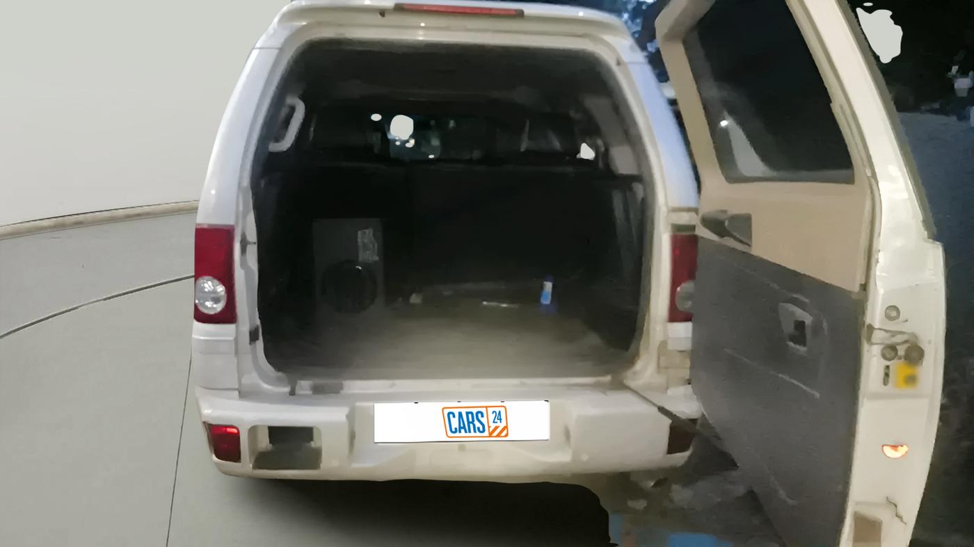 2010 Tata Safari 4X2 VX DICOR 2.2 VTT, Diesel, Manual, 1,39,459 km, exterior