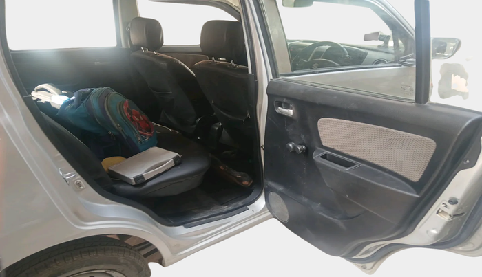 2013 Maruti Wagon R 1.0 LXI, Petrol, Manual, 75,313 km, interior