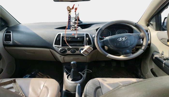 2012 Hyundai i20 MAGNA 1.2, Petrol, Manual, 45,417 km, interior