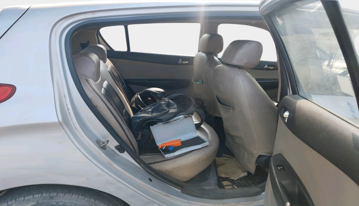 2012 Hyundai i20 MAGNA 1.2, Petrol, Manual, 45,417 km, interior
