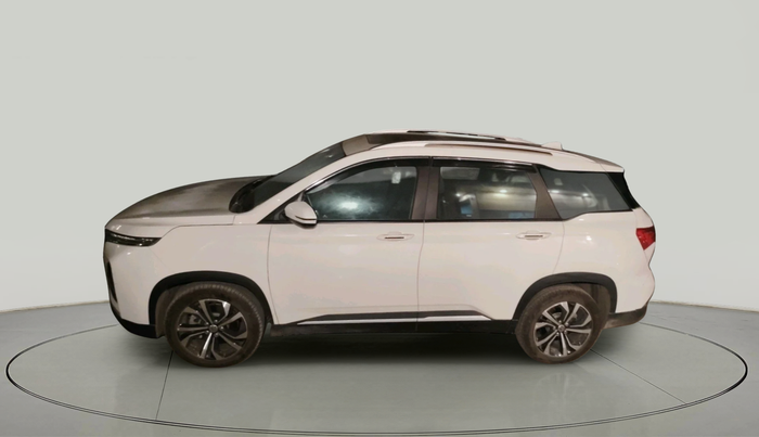 2024 MG HECTOR PLUS Select Pro 1.5 Turbo CVT Petrol 7 STR, Petrol, Automatic, 8,112 km, exterior