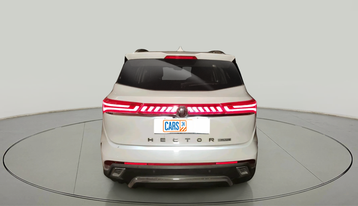 2024 MG HECTOR PLUS Select Pro 1.5 Turbo CVT Petrol 7 STR, Petrol, Automatic, 8,112 km, exterior