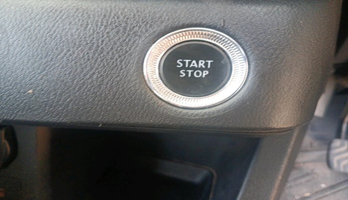 2022 Nissan MAGNITE XV MT, Petrol, Manual, 61,228 km, interior