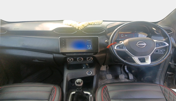 2022 Nissan MAGNITE XV MT, Petrol, Manual, 61,228 km, interior