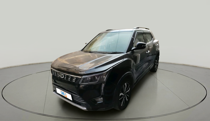 2021 Mahindra XUV300 W8 (O) 1.2 PETROL, Petrol, Manual, 66,721 km, exterior