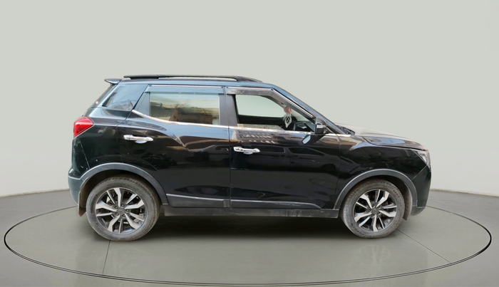 2021 Mahindra XUV300 W8 (O) 1.2 PETROL, Petrol, Manual, 66,721 km, exterior