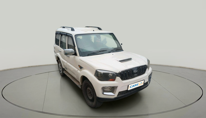 2016 Mahindra Scorpio S6 PLUS, Diesel, Manual, 1,65,055 km, exterior