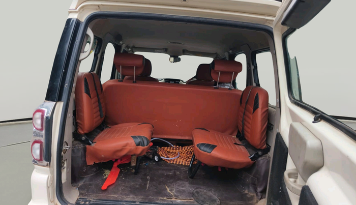 2016 Mahindra Scorpio S6 PLUS, Diesel, Manual, 1,65,055 km, exterior