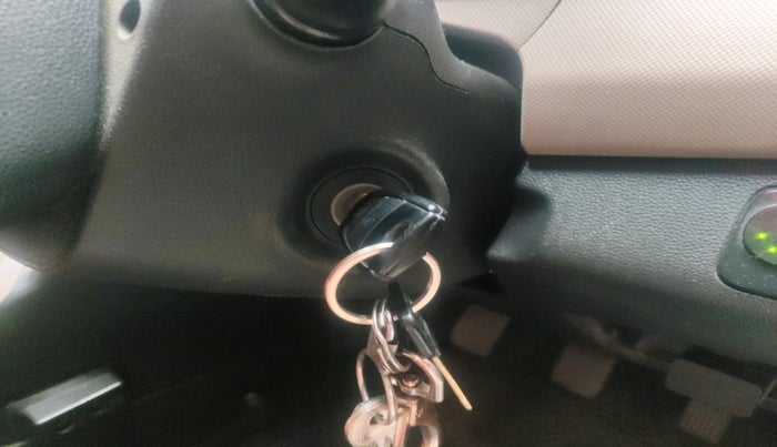 2014 Hyundai Grand i10 MAGNA 1.2 KAPPA VTVT, CNG, Manual, 1,00,428 km, interior