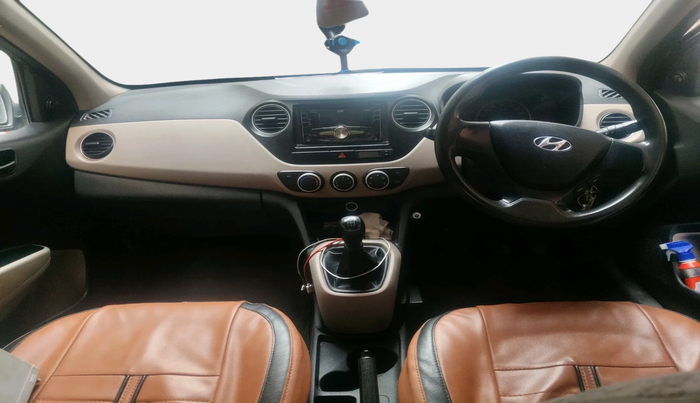 2014 Hyundai Grand i10 MAGNA 1.2 KAPPA VTVT, CNG, Manual, 1,00,428 km, interior