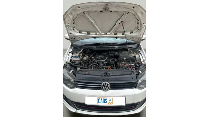 2013 Volkswagen Polo COMFORTLINE 1.2L, Diesel, Manual, 1,80,000 km, exterior