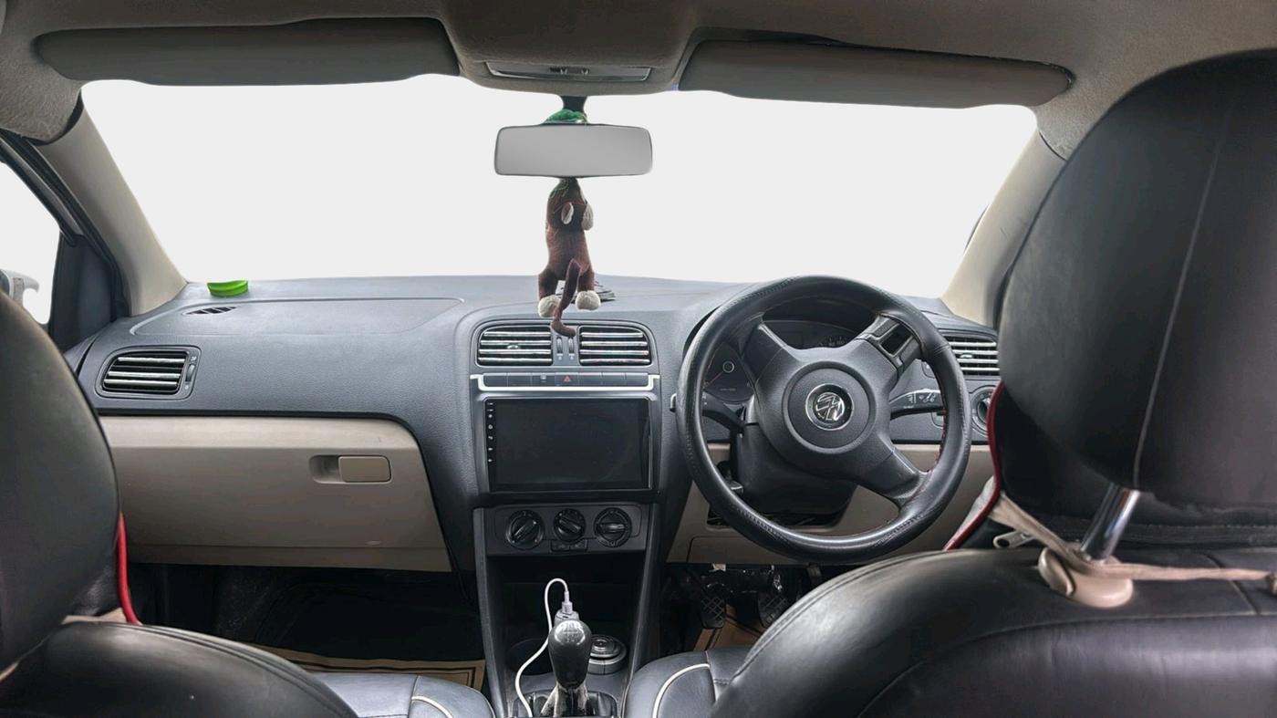 2013 Volkswagen Polo COMFORTLINE 1.2L, Diesel, Manual, 1,80,000 km, interior