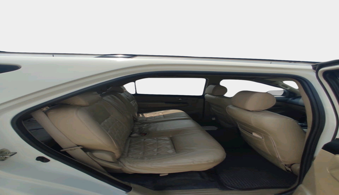 2015 Toyota Fortuner 3.0 4X2 AT, Diesel, Automatic, 2,92,718 km, interior