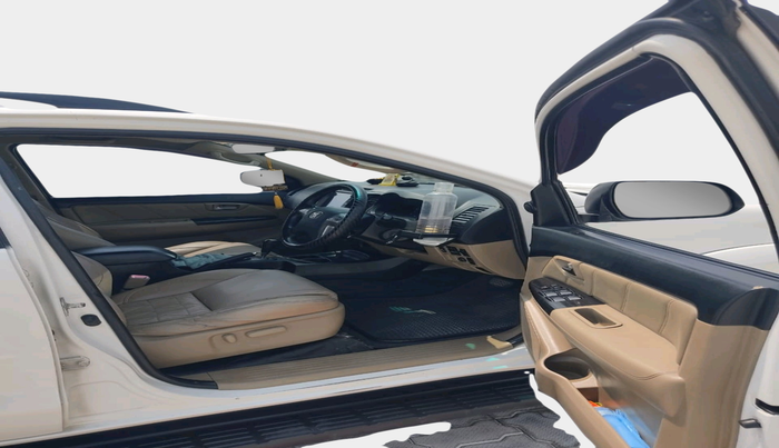 2015 Toyota Fortuner 3.0 4X2 AT, Diesel, Automatic, 2,92,718 km, interior