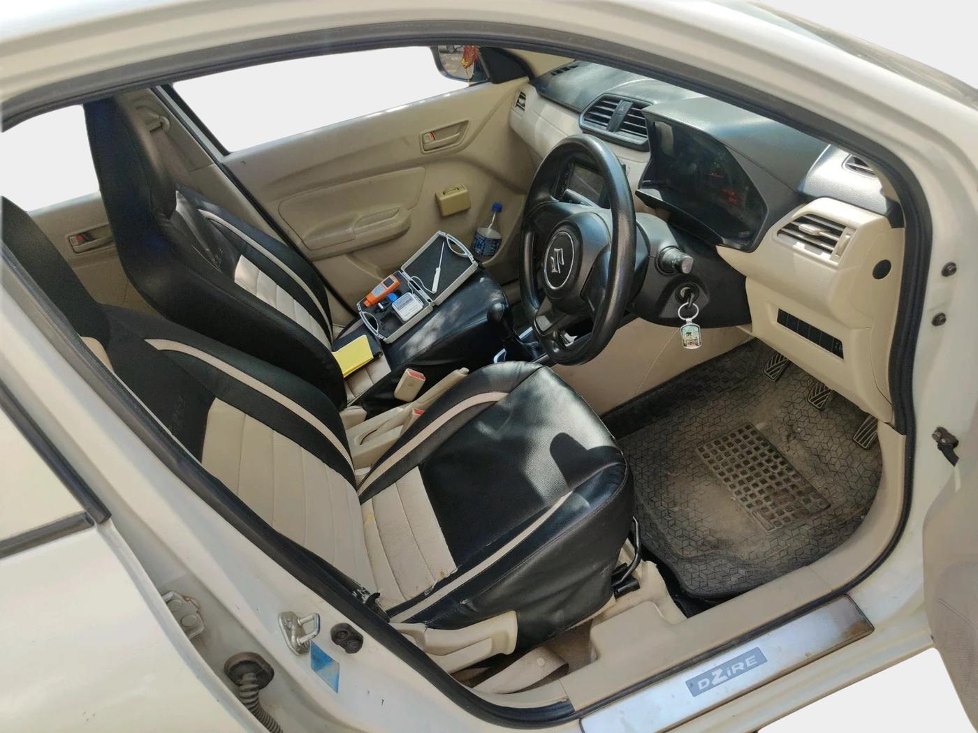 2017 Maruti Dzire LXI, Petrol, Manual, 68,246 km, interior