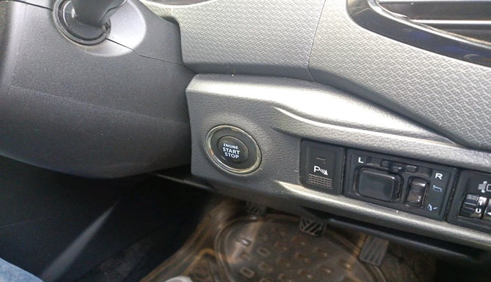 2017 Maruti Vitara Brezza ZDI PLUS, Diesel, Manual, 1,62,842 km, interior