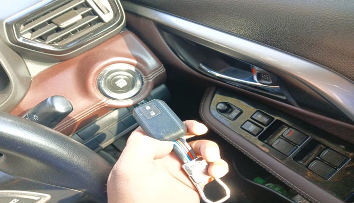 2024 Maruti Grand Vitara ZETA SMART HYBRID AT, Petrol, Automatic, 28,990 km, interior