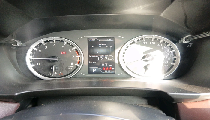 2024 Maruti Grand Vitara ZETA SMART HYBRID AT, Petrol, Automatic, 28,990 km, interior