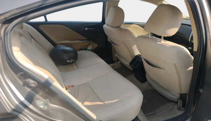 2015 Honda City 1.5L I-VTEC V MT, Petrol, Manual, 1,01,622 km, interior