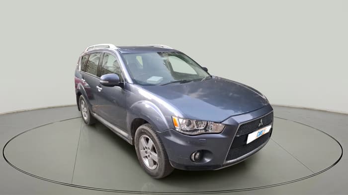 2011 Mitsubishi Outlander 2.4 MIVEC, Petrol, Automatic, 1,05,175 km, exterior