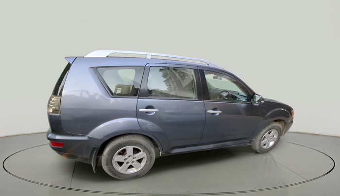 2011 Mitsubishi Outlander 2.4 MIVEC, Petrol, Automatic, 1,05,175 km, exterior