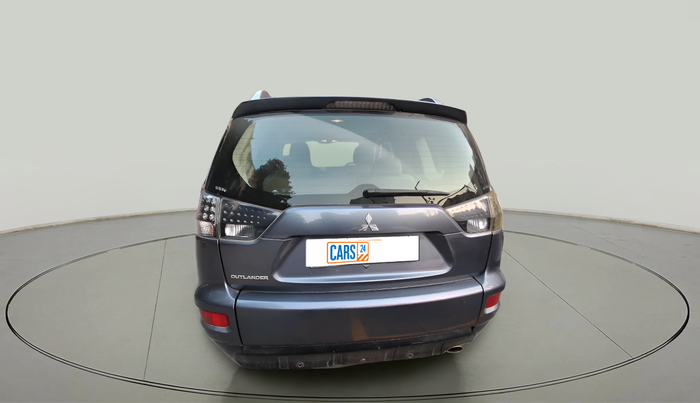 2011 Mitsubishi Outlander 2.4 MIVEC, Petrol, Automatic, 1,05,175 km, exterior