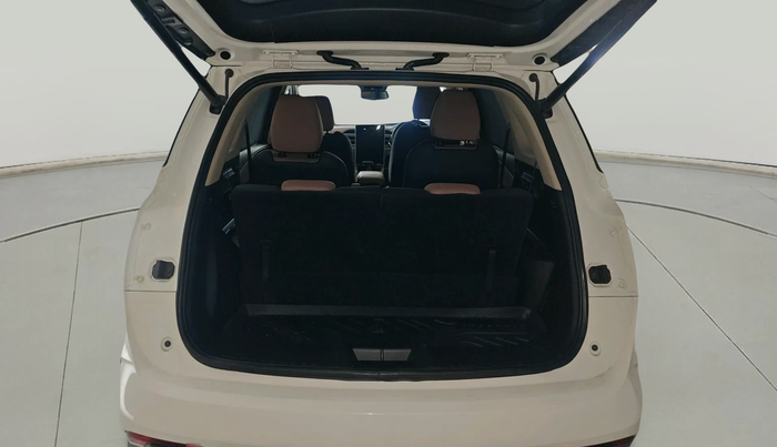 2024 MG HECTOR PLUS SAVVY PRO 1.5 TURBO CVT 6 STR, Petrol, Automatic, 1,616 km, exterior