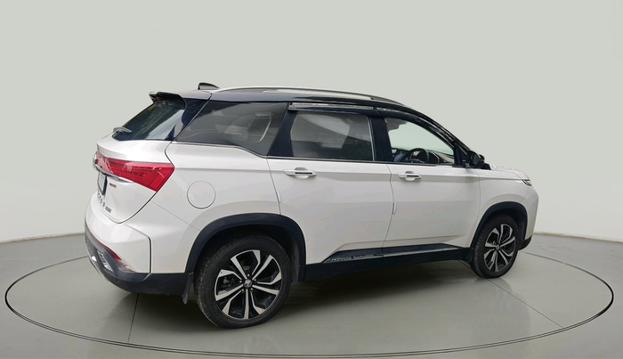 2024 MG HECTOR PLUS SAVVY PRO 1.5 TURBO CVT 6 STR, Petrol, Automatic, 1,616 km, exterior