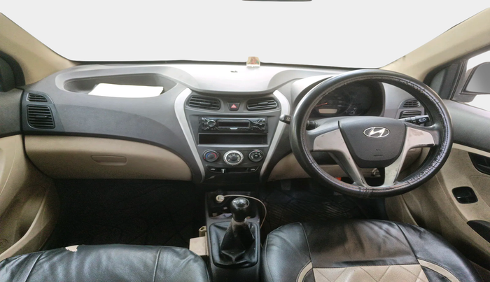 2017 Hyundai Eon ERA PLUS (O), Petrol, Manual, 20,508 km, interior
