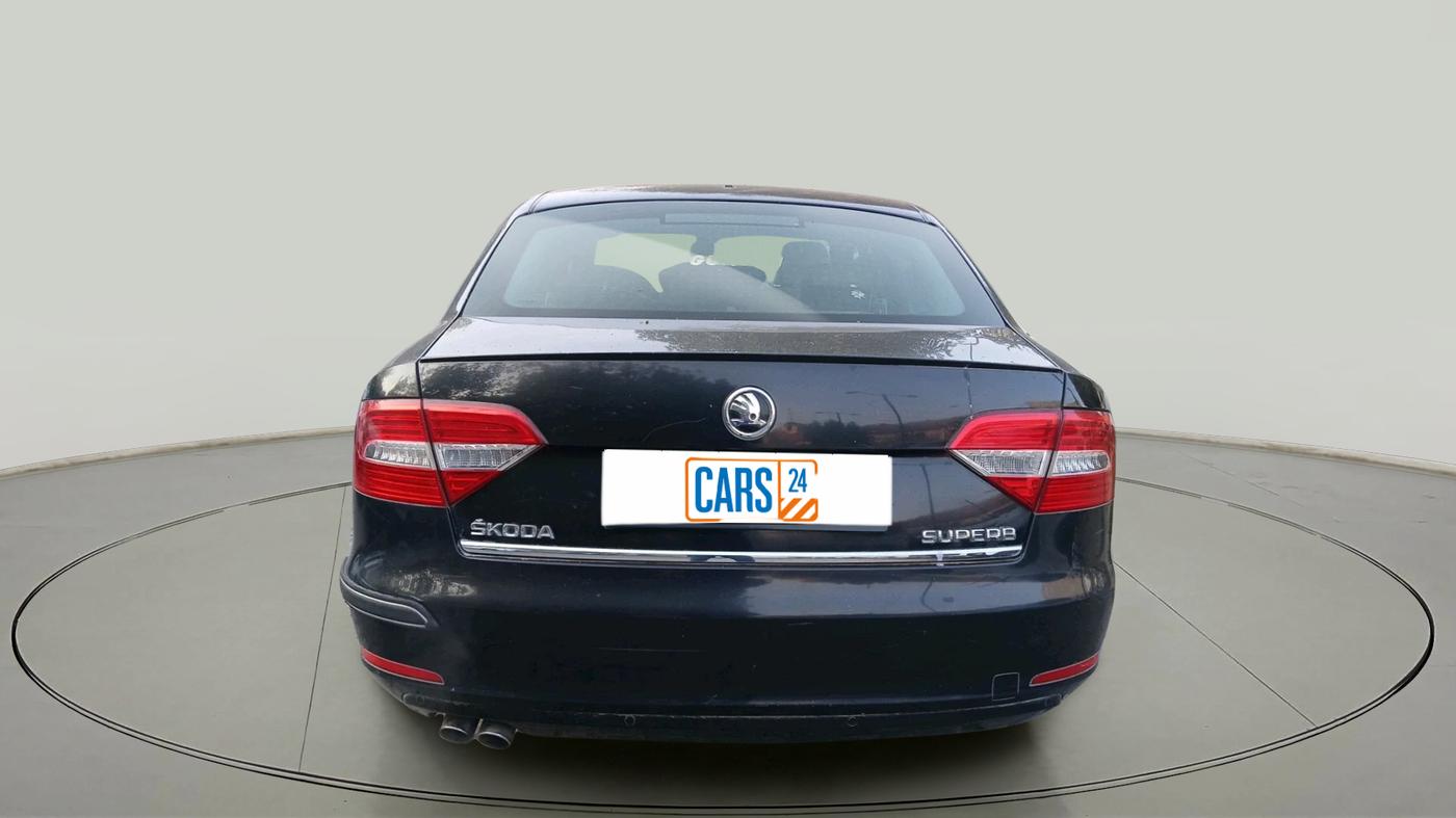 2015 Skoda Superb ELEGANCE 1.8 TSI AT, Petrol, Automatic, 70,797 km, exterior