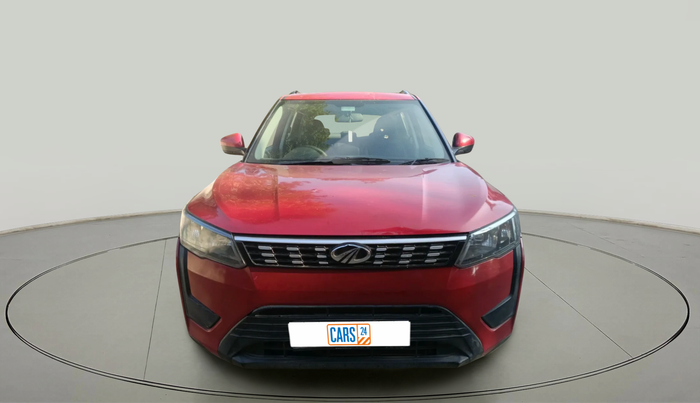 2019 Mahindra XUV300 W6 1.5 DIESEL, Diesel, Manual, 1,08,901 km, exterior