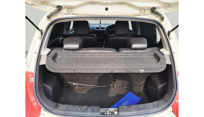 2016 Maruti Swift LXI (O), Petrol, Manual, 98,550 km, exterior