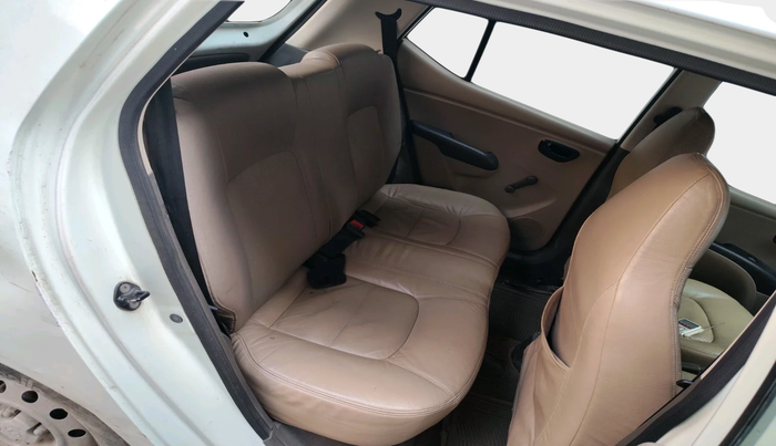 2010 Hyundai i10 ERA 1.1, Petrol, Manual, 1,29,137 km, interior