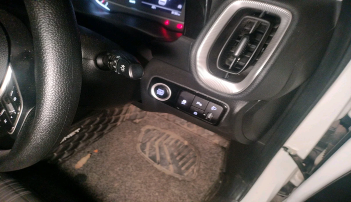 2024 KIA SONET HTK PLUS 1.2 PETROL MT, Petrol, Manual, 9,130 km, interior