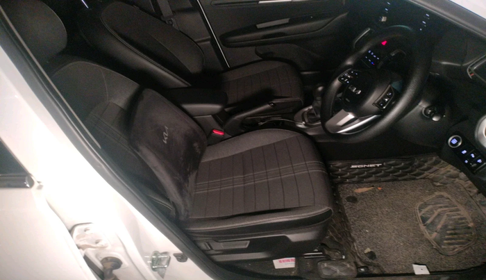 2024 KIA SONET HTK PLUS 1.2 PETROL MT, Petrol, Manual, 9,130 km, interior