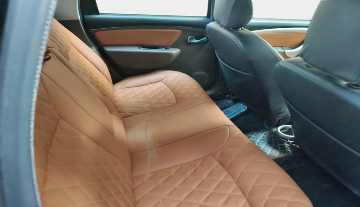 2017 Renault Duster 110 PS RXZ 4X2 AMT DIESEL, Diesel, Automatic, 76,765 km, interior