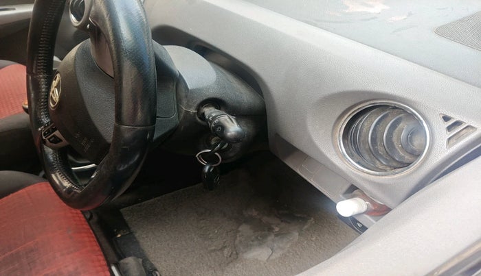 2011 Toyota Etios VX, Petrol, Manual, 1,88,480 km, interior