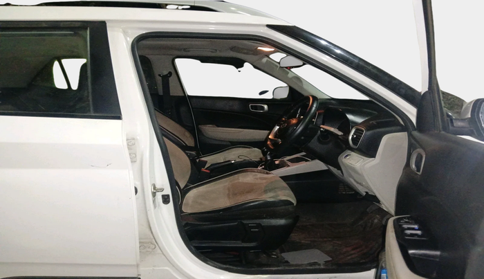 2022 Hyundai VENUE SX (O) 1.5 CRDI, Diesel, Manual, 1,08,056 km, interior