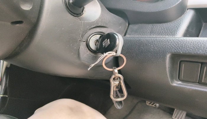 2017 Maruti Swift LXI (O), Petrol, Manual, 47,974 km, interior