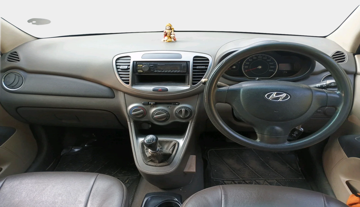 2010 Hyundai i10 MAGNA 1.2, Petrol, Manual, 60,964 km, interior