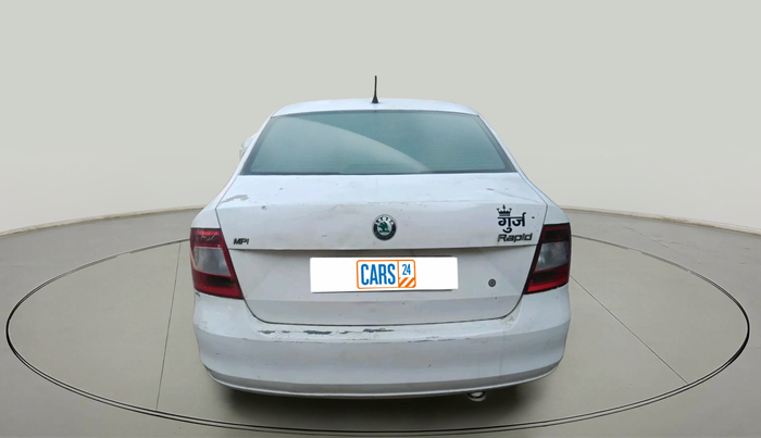 2013 Skoda Rapid AMBITION 1.6 MPI MT, Petrol, Manual, 73,423 km, exterior