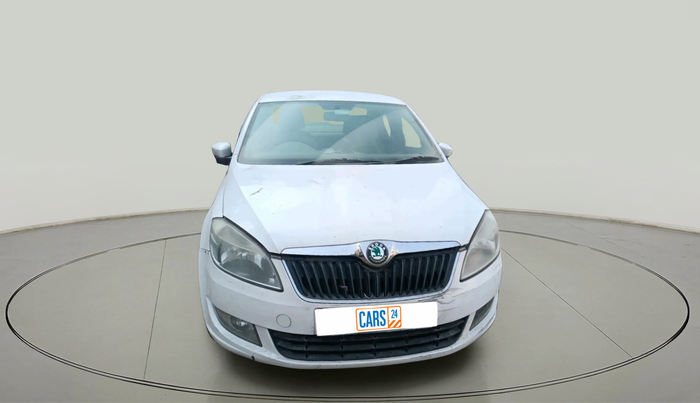 2013 Skoda Rapid AMBITION 1.6 MPI MT, Petrol, Manual, 73,423 km, exterior