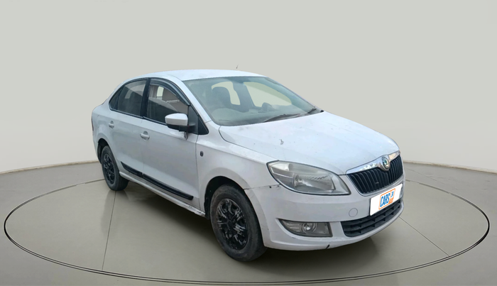 2013 Skoda Rapid AMBITION 1.6 MPI MT, Petrol, Manual, 73,423 km, exterior