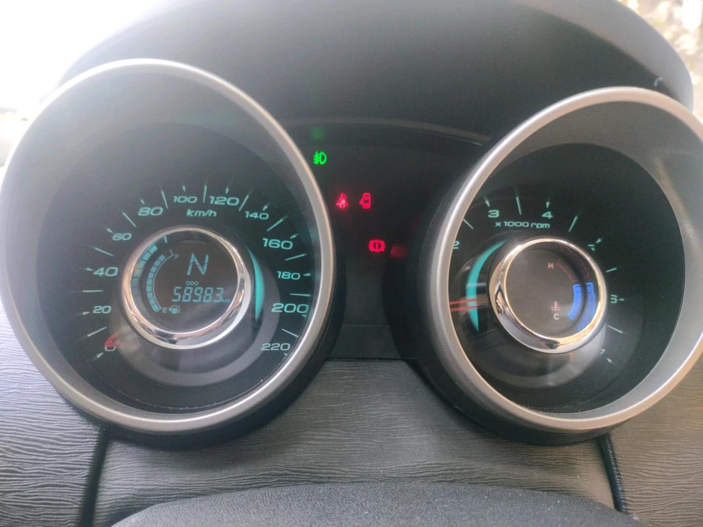 2021 Mahindra XUV500 W7, Diesel, Manual, 60,000 km, interior