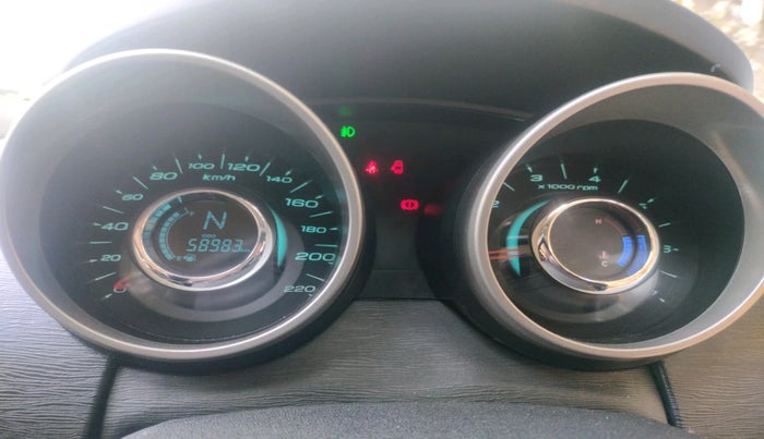 2021 Mahindra XUV500 W7, Diesel, Manual, 58,983 km, interior