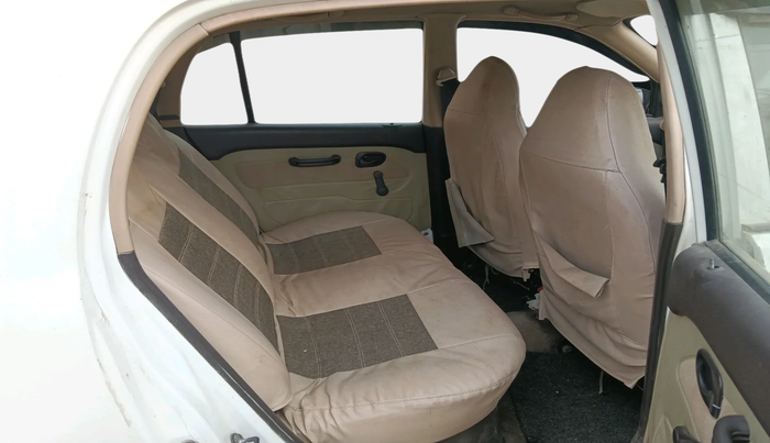 2010 Hyundai Santro Xing GLS, Petrol, Manual, 2,56,045 km, interior