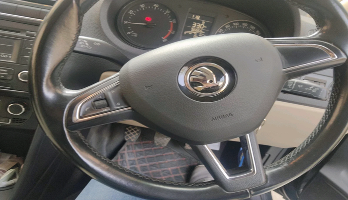 2017 Skoda Rapid AMBITION 1.6 MPI MT, Petrol, Manual, 56,666 km, interior